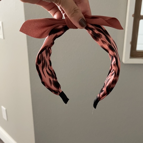 NWT Headbands - Picture 8 of 9